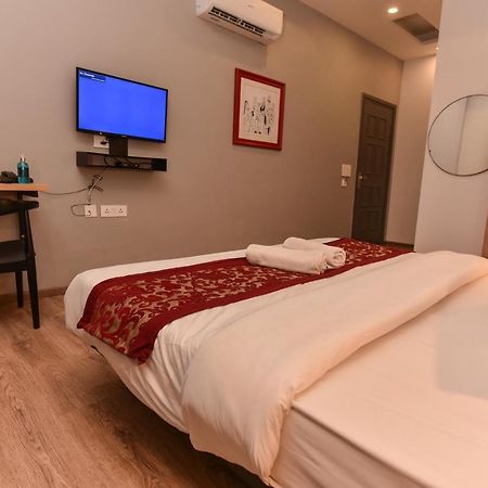 Hotel Red Saffron New Delhi Extérieur photo