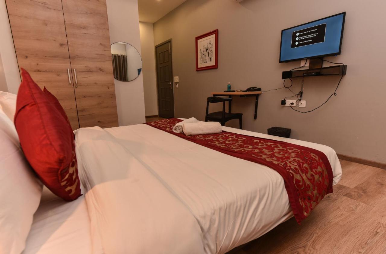 Hotel Red Saffron New Delhi Extérieur photo