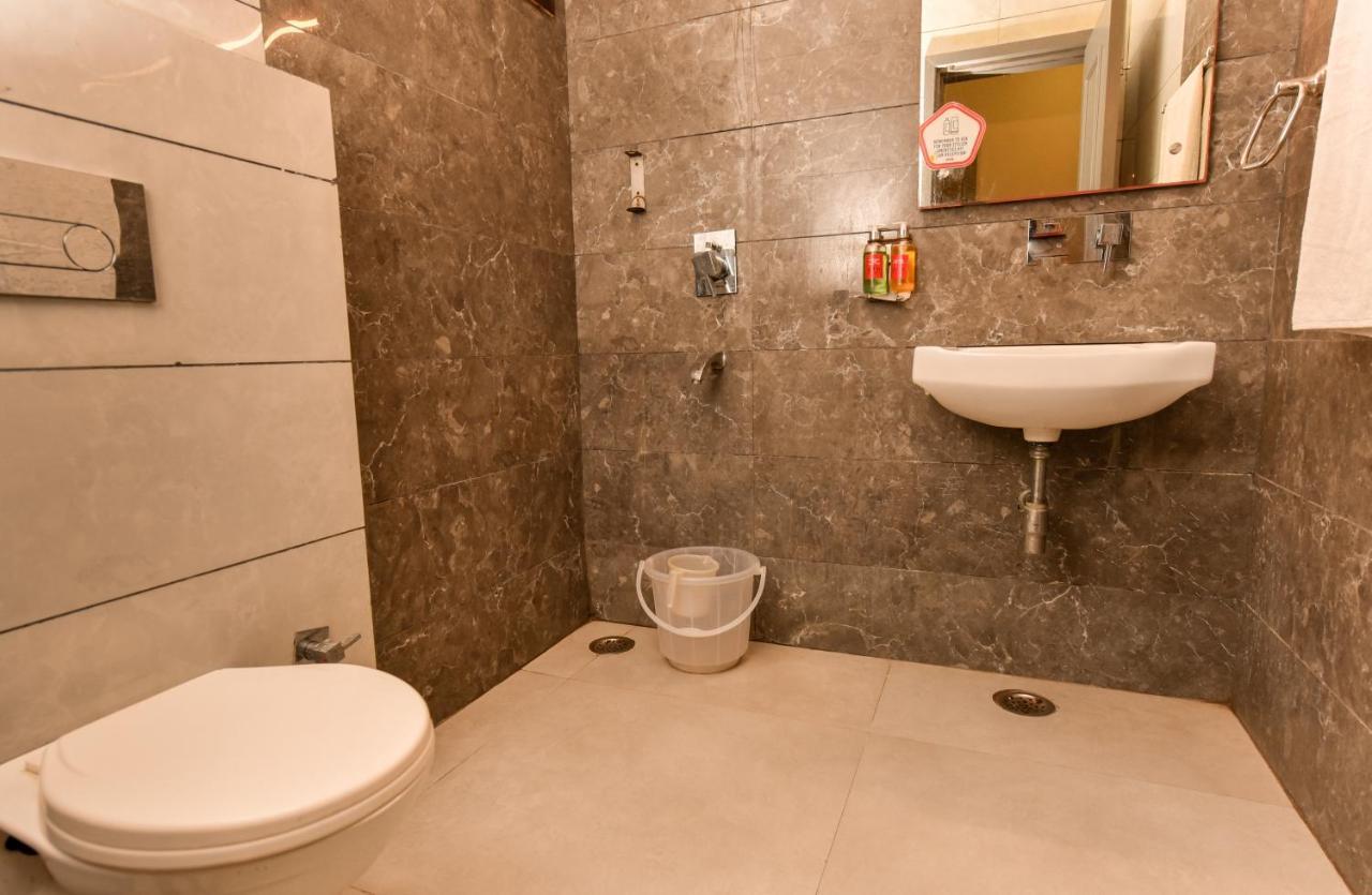 Hotel Red Saffron New Delhi Extérieur photo